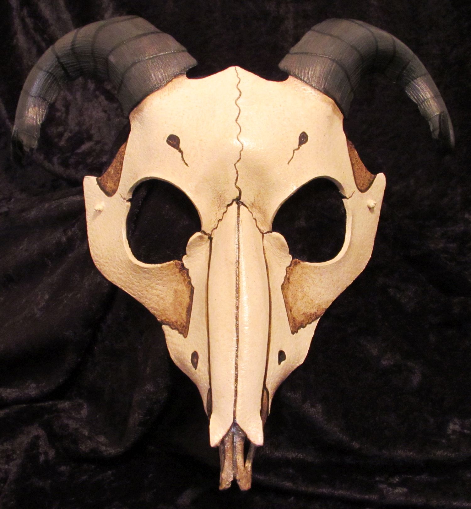 Ram skull mask.